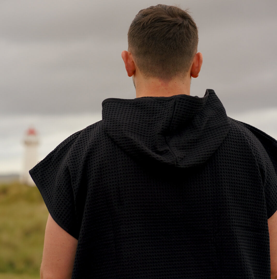 waffl Hooded Poncho - Stealth Black